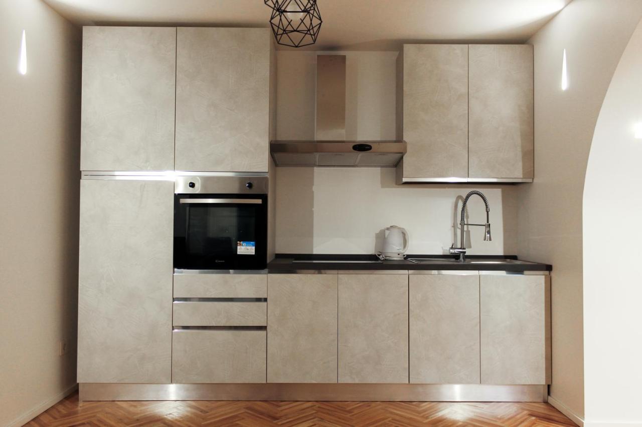 Appartement Attia Wifi - Duomo In 10 Min Milaan
